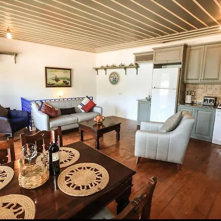 Castle81homes מרמריס
